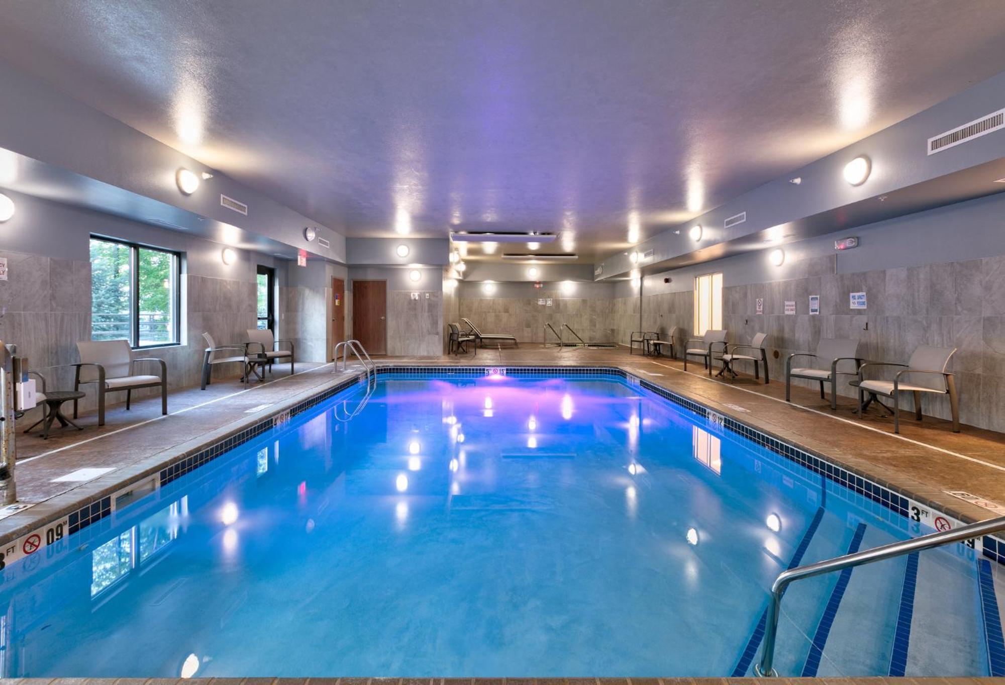 Holiday Inn Express Hotel & Suites Shakopee By Ihg Eksteriør bilde